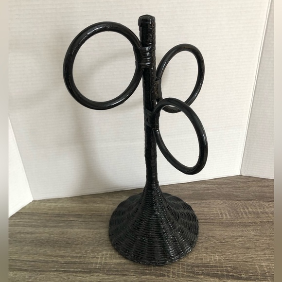 Vtg Boho Woven Wicker Towel Rack - Picture 1 of 13